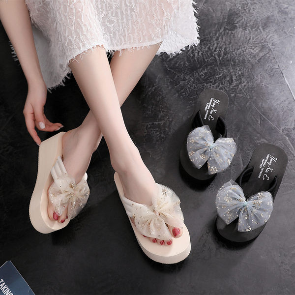 Sieviešu čības ar lentīti un plakanu zoli divās krāsās