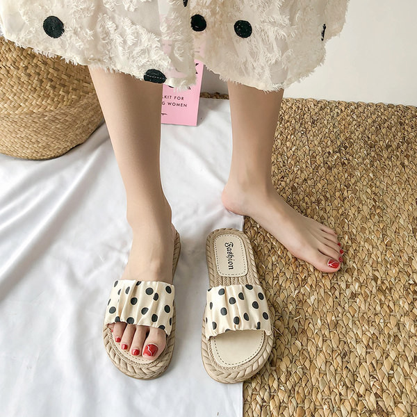 Sieviešu ikdienas čības ar 2 cm platformu