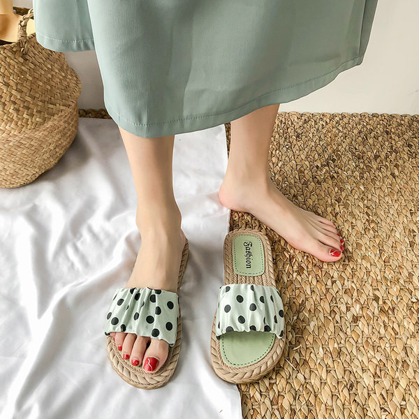 Sieviešu ikdienas čības ar 2 cm platformu