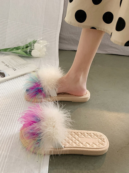 Παντόφλες μοντέρνες γυναικείες με επίπεδη σόλα