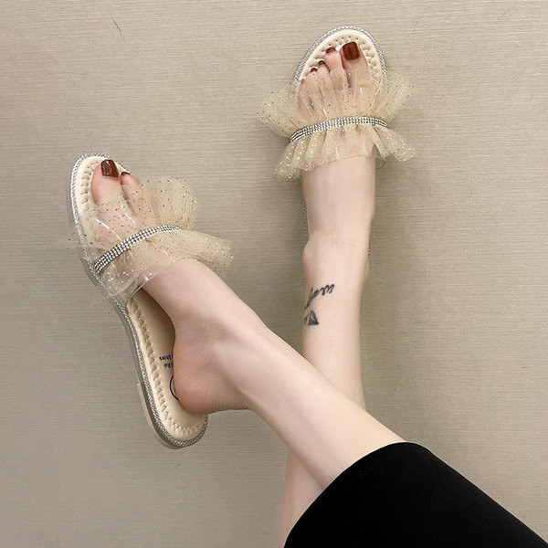 Papuci de dama cu talpa plata si decor tul si pietre