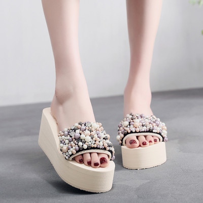 Sieviešu čības ar pērlēm un platformu vairākās krāsās