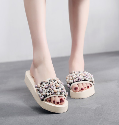 Sieviešu čības ar pērlēm un platformu vairākās krāsās