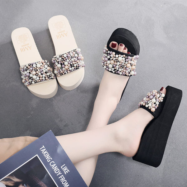 Sieviešu čības ar pērlēm un platformu vairākās krāsās