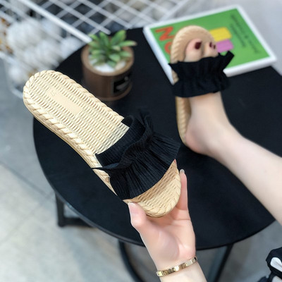 Ikdienas sieviešu čības ar plakanu zoli un lokām - vairākas krāsas