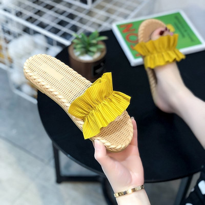 Ikdienas sieviešu čības ar plakanu zoli un lokām - vairākas krāsas