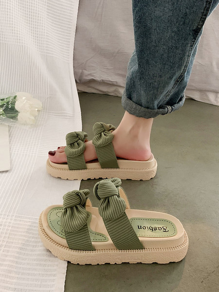 Ikdienas sieviešu čības ar lenti un 4,5 cm zoli