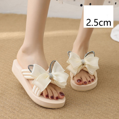 Papuci moderni de dama cu pietre si panglica