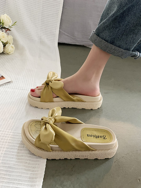 Ikdienas čības ar ādas lencēm un 4 cm zoli