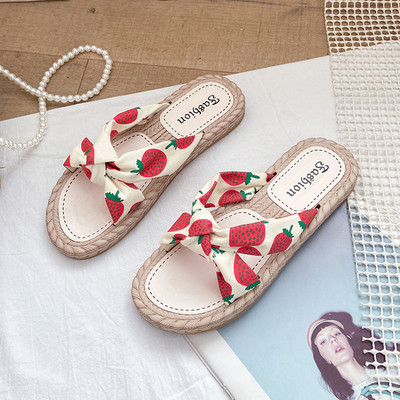 Ikdienas sieviešu čības ar aplikāciju - divu krāsu