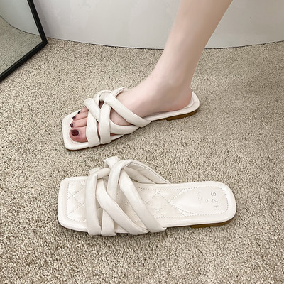 Sieviešu ikdienas kvadrātveida čības no eko ādas