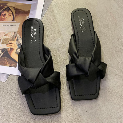 Ikdienas sieviešu kvadrātveida čības no eko ādas