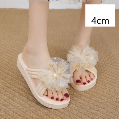 Papuci de dama actuali cu platforma de 4 cm si element 3D