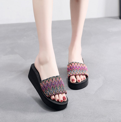 Vasaras sieviešu čības ar 6 cm platformu - vairāki modeļi