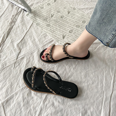 Sieviešu mākslīgās ādas čības ar metāla elementu divās krāsās