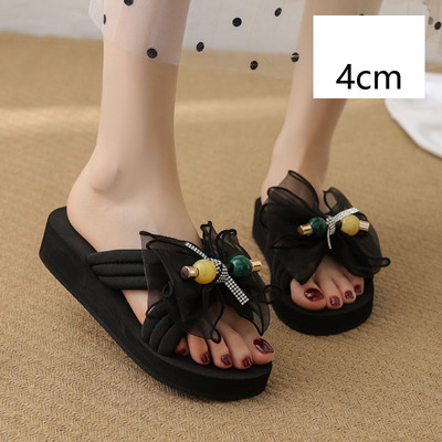 Γυναικείες παντόφλες με κορδέλα και πέρλες