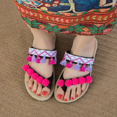 Papuci casual cu elemente 3D și talpă plată