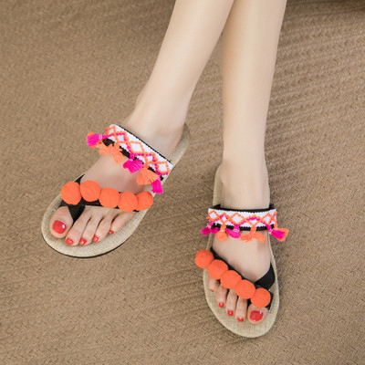 Papuci casual cu elemente 3D și talpă plată