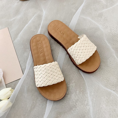 Papuci de dama in trei culori cu talpa plata