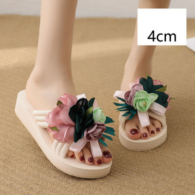 Papuci moderni de dama cu flori 3D si platforma