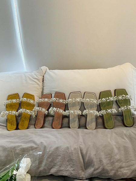 Model nou de papuci de dama cu perle in patru culori