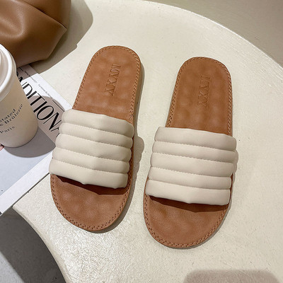 Γυναικείες παντόφλες σε τρία χρώματα και επίπεδη σόλα