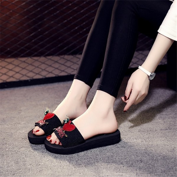 Papuci casual dama cu talpa plate - mai multe modele