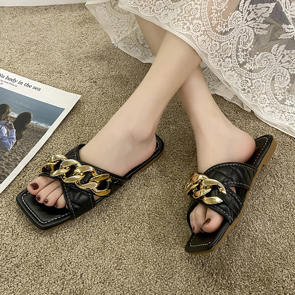 Papuci patrati dama din piele ecologica cu element metalic