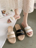 Model nou de papuci de dama cu lant metalic in doua culori