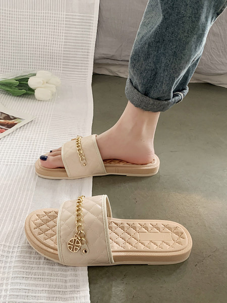 Model nou de papuci de dama cu lant metalic in doua culori