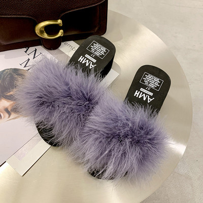 Sieviešu čības ar dūnu rotājumu