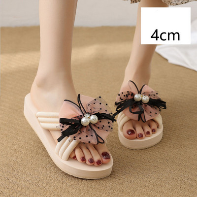 Papuci de dama actuali cu panglica si perle