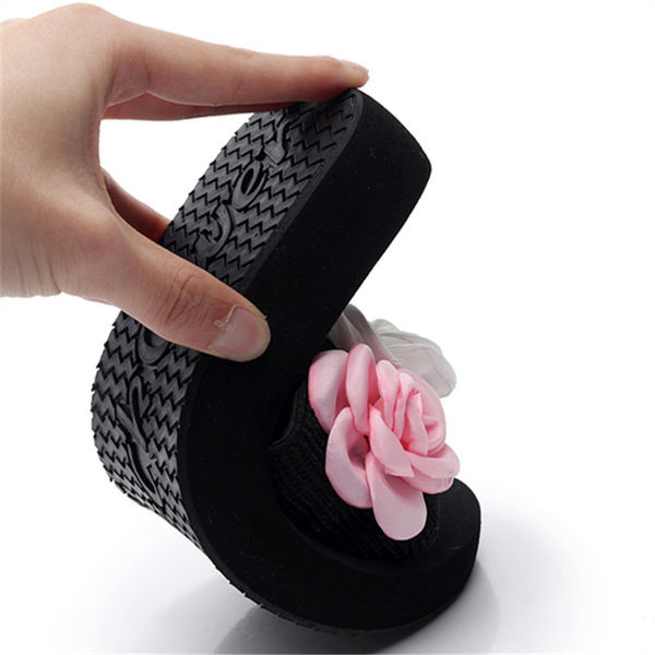 Γυναικείες παντόφλες με πολύχρωμα λουλούδια 3D - διάφορα μοντέλα