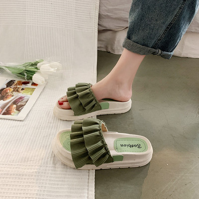 Ikdienas sieviešu čības ar cirtām vairākās krāsās