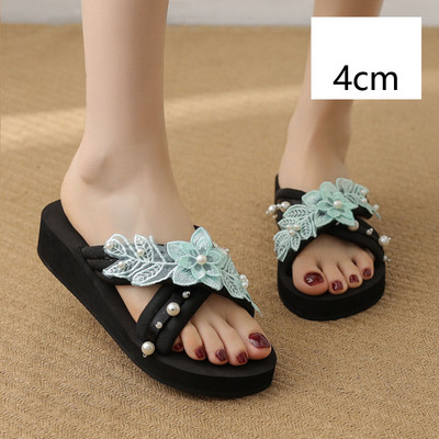 Papuci de damă cu platformă și flori 3D