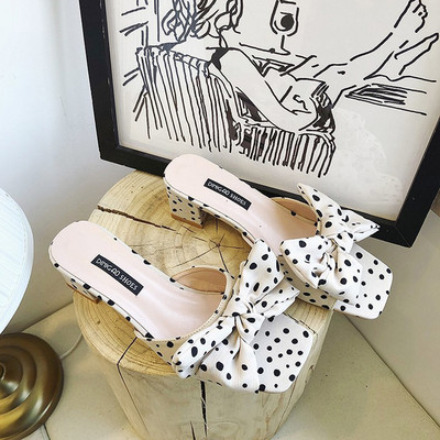 Model nou de papuci din material textil cu toc jos