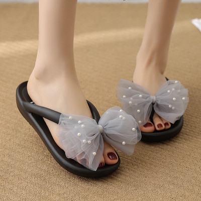 Σύγχρονες παντόφλες με κορδέλα