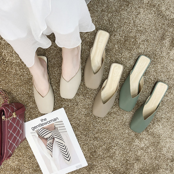 Papuci de dama inchisi din piele ecologica cu toc inalt de 3 cm