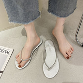 Ikdienas čības ar plānām lencēm sievietēm