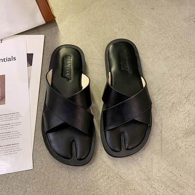 Papuci casual cu bretele incrucisate din piele ecologica pentru femei