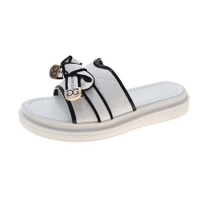 Sieviešu čības trīs krāsās ar lentīti un plakanu zoli