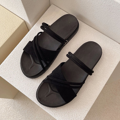 Νέο μοντέλο καλοκαιρινές παντόφλες με δερμάτινα λουράκια eco