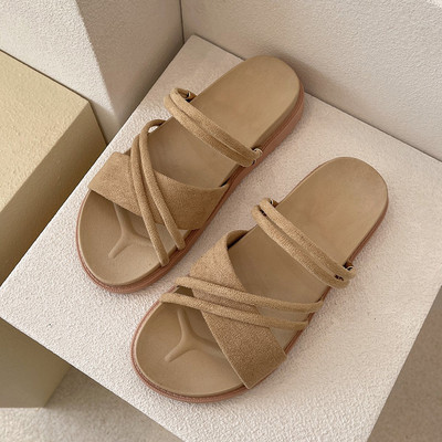 Νέο μοντέλο καλοκαιρινές παντόφλες με δερμάτινα λουράκια eco