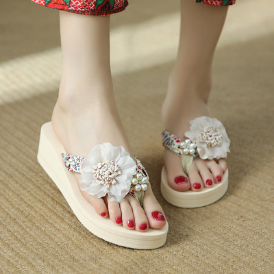 Papuci de damă cu floare 3D și platformă