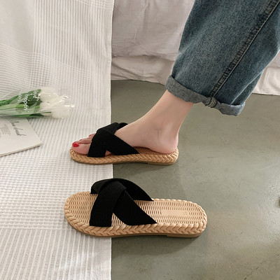 Model nou de papuci casual dama cu bretele incrucisate