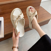 Sieviešu čības divās krāsās ar lentīti un plakanu zoli