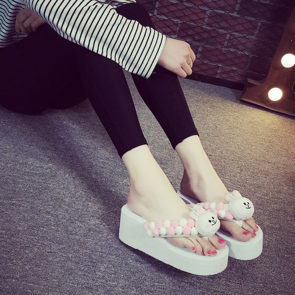 Γυναικείες παντόφλες με τρισδιάστατο κουνέλι