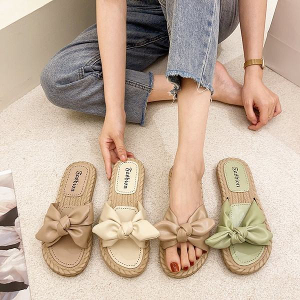 Papuci moderni de dama din imitatie de piele cu talpa plata