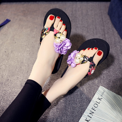 Γυναικείες παντόφλες για το καλοκαίρι με λουλούδια - διάφορα μοντέλα