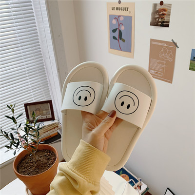 Papuci casual dama cu talpa plate si aplicatii diverse